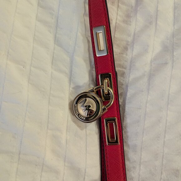 Michael Kors Hamilton Legacy Medium Messenger Bag. - Picture 3 of 4